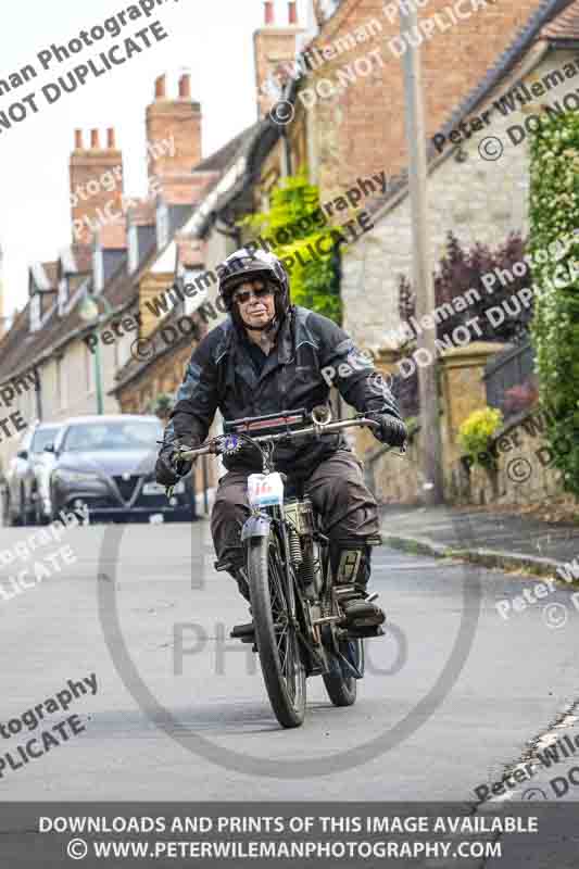 Vintage motorcycle club;eventdigitalimages;no limits trackdays;peter wileman photography;vintage motocycles;vmcc banbury run photographs